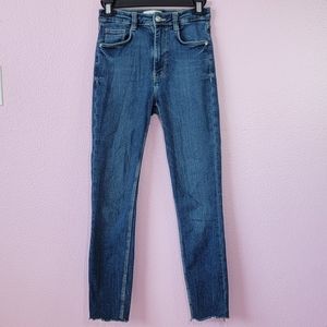 Zara Join life High Waisted  Skinny Cropped Jeans / 4/26.
